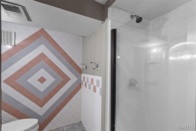 533 Golfwood Drive Drive, Ballwin, MO 63021