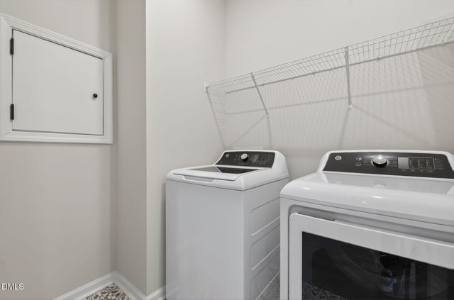 24 N Brookhollow Way, Clayton, NC 27520