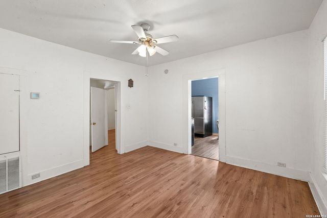 612 E Mistletoe Ave, San Antonio, TX 78212