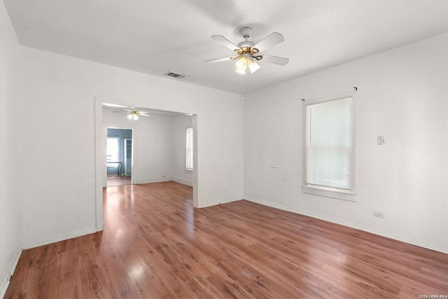 612 E Mistletoe Ave, San Antonio, TX 78212