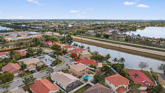 1583 SW 186th Terrace, Pembroke Pines, FL 33029