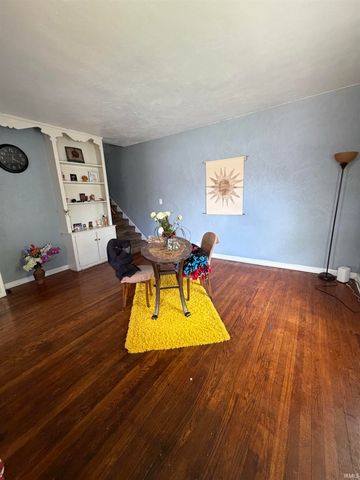 810 E 3rd Street, Mishawaka, IN 46544