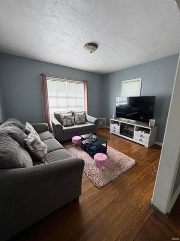 810 E 3rd Street, Mishawaka, IN 46544