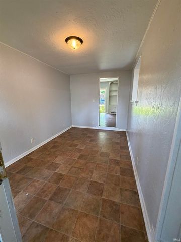 810 E 3rd Street, Mishawaka, IN 46544
