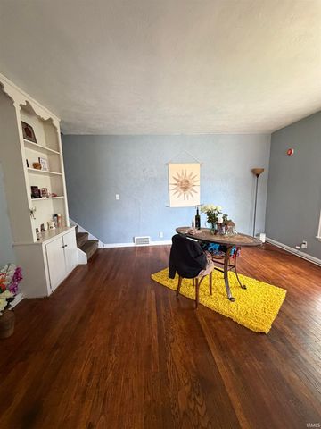 810 E 3rd Street, Mishawaka, IN 46544