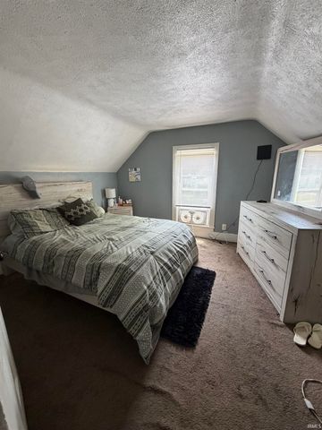 810 E 3rd Street, Mishawaka, IN 46544