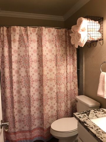 1021 Autumn Circle Circle B, College Station, TX 77840