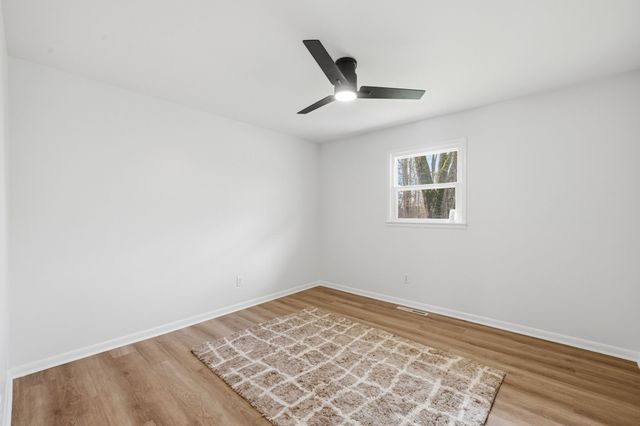 166 Bains Rd, Hillsboro, TN 37342