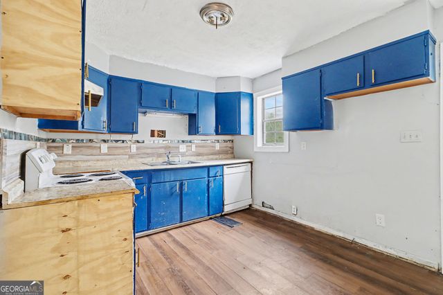 4328 Rushmore Place, Forest Park, GA 30297