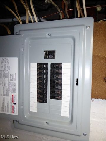 3712 W 103rd Street, Cleveland, OH 44111