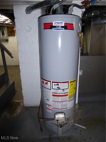 3712 W 103rd Street, Cleveland, OH 44111