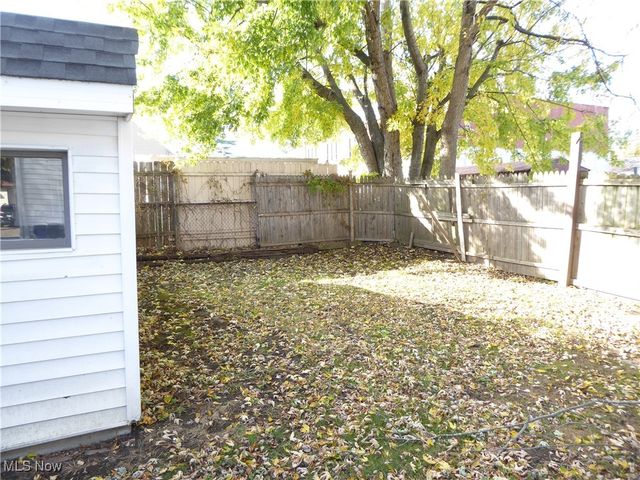 3712 W 103rd Street, Cleveland, OH 44111