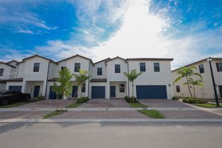 23057 SW 129th Place 23057, Miami, FL 33170