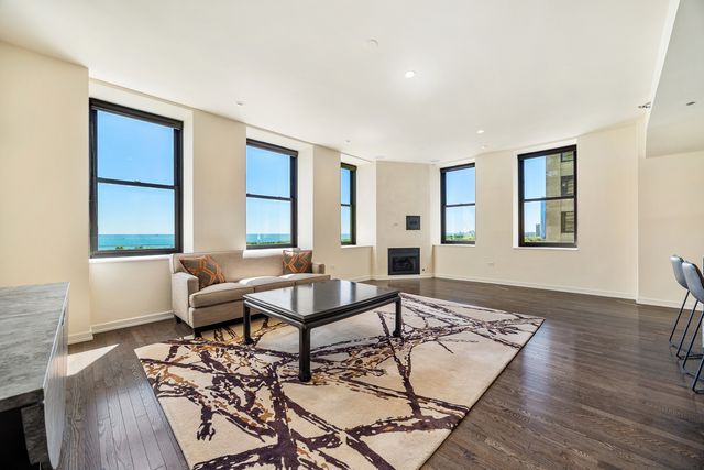 6 N Michigan Avenue 1103, Chicago, IL 60602