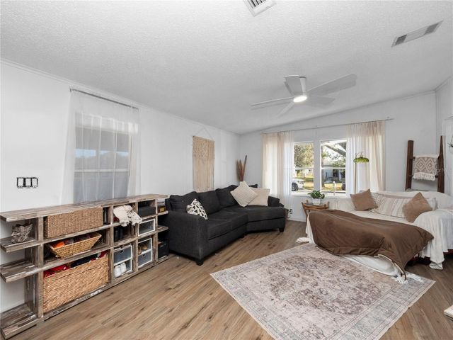 216 ELLSWORTH DRIVE, Kissimmee, FL 34758