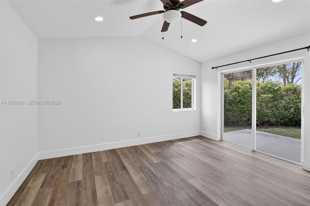 4219 Cherrywood Ct, Weston, FL 33331