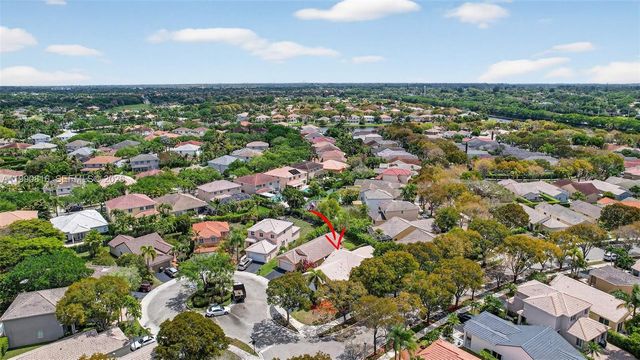 4219 Cherrywood Ct, Weston, FL 33331