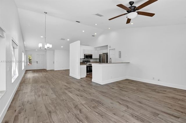 4219 Cherrywood Ct, Weston, FL 33331