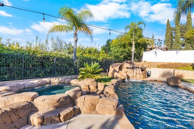 19831 Caprice, Yorba Linda, CA 92886