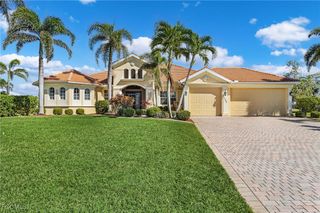 11753 Lady Anne CIR, Cape Coral, FL 33991