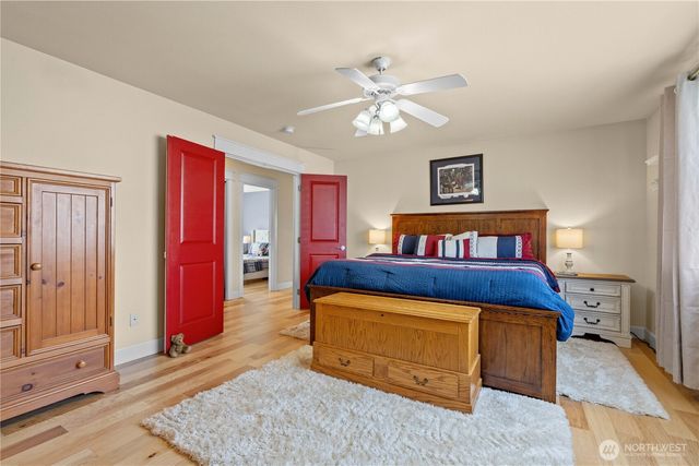 2010 26th Place SE, Puyallup, WA 98372