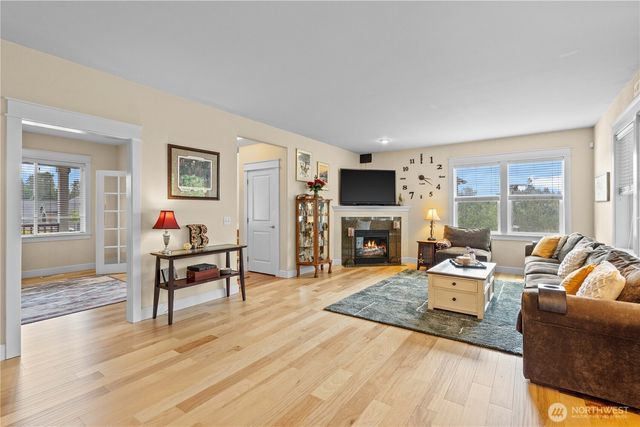 2010 26th Place SE, Puyallup, WA 98372