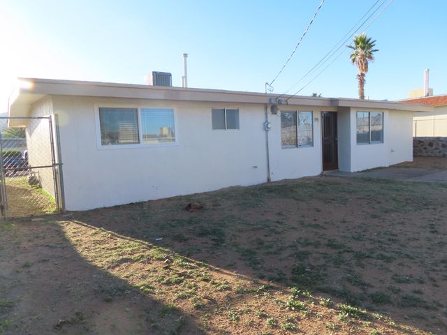 10052 KENWORTHY Drive, El Paso, TX 79924