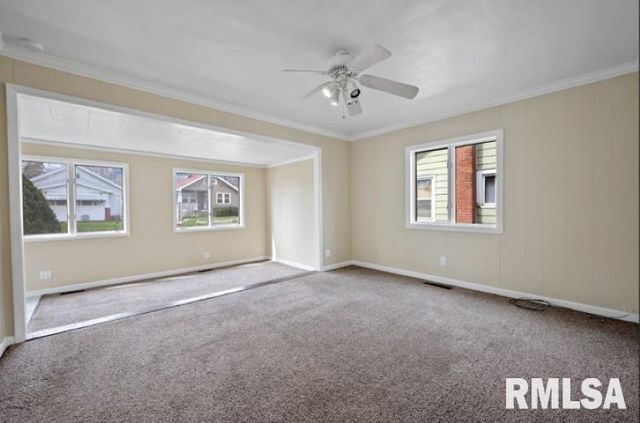 2212 N ELLIS Street, Peoria, IL 61604