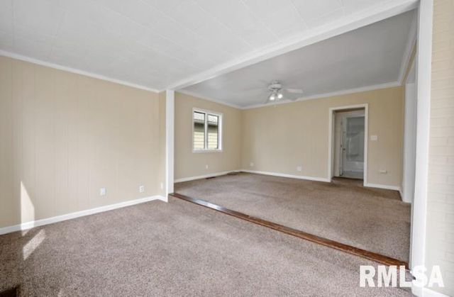 2212 N ELLIS Street, Peoria, IL 61604