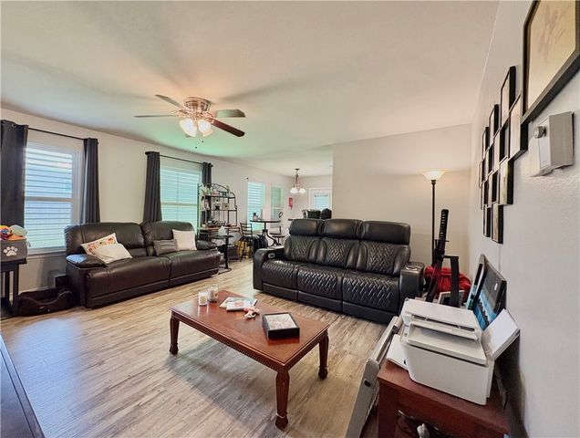 1709 Chisolm Trai, Corpus Christi, TX 78410