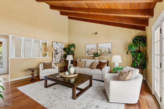 567 Avocado Place, Camarillo, CA 93010