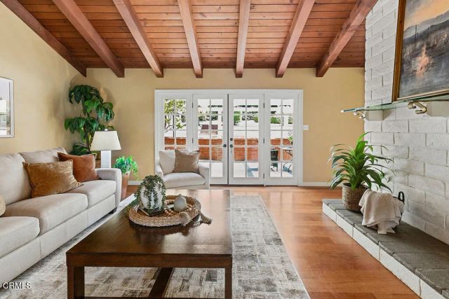 567 Avocado Place, Camarillo, CA 93010