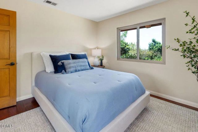 567 Avocado Place, Camarillo, CA 93010