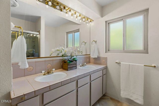 567 Avocado Place, Camarillo, CA 93010