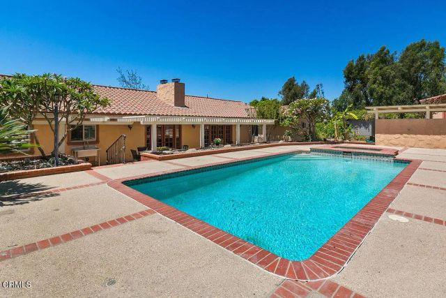 567 Avocado Place, Camarillo, CA 93010