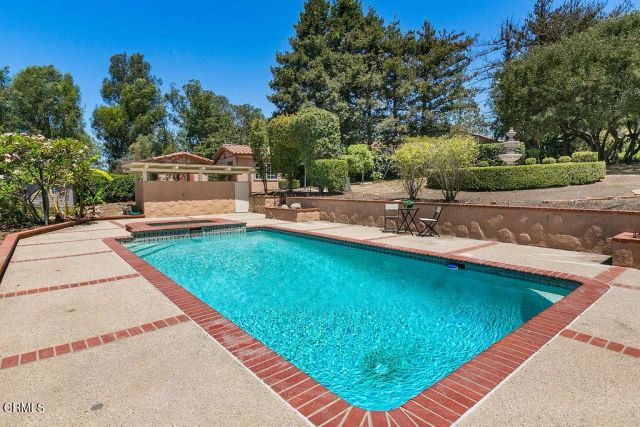 567 Avocado Place, Camarillo, CA 93010