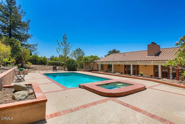 567 Avocado Place, Camarillo, CA 93010