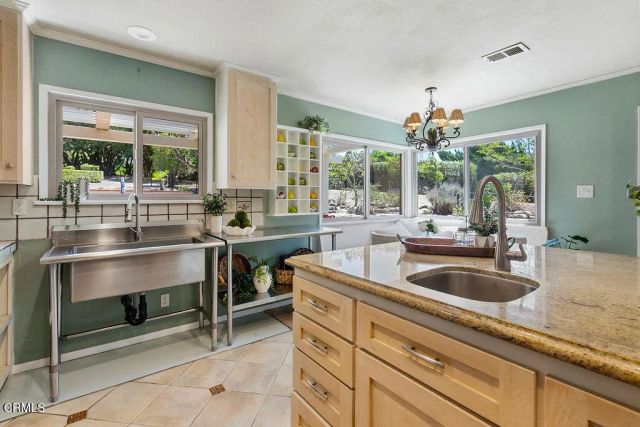 567 Avocado Place, Camarillo, CA 93010