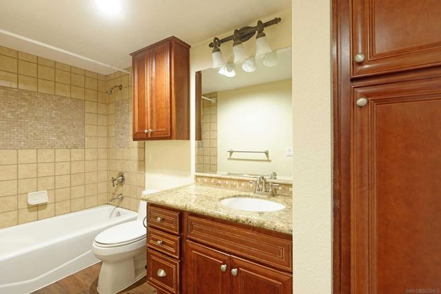 7509 Draper Ave 306, La Jolla, CA 92037