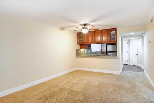 7509 Draper Ave 306, La Jolla, CA 92037