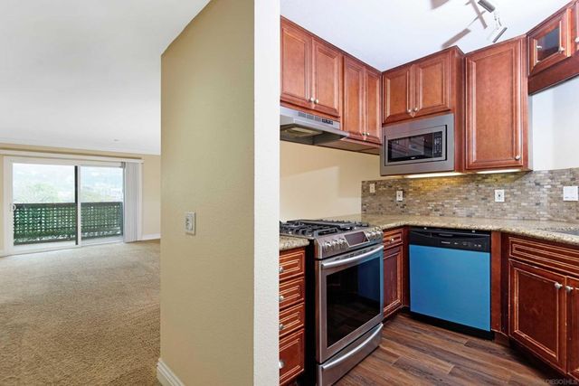 7509 Draper Ave 306, La Jolla, CA 92037