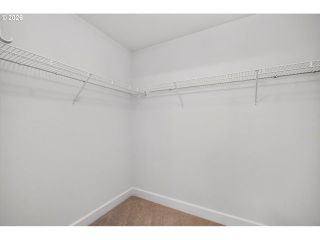 520 Se COLUMBIA RIVER Dr 216, Vancouver, WA 98661