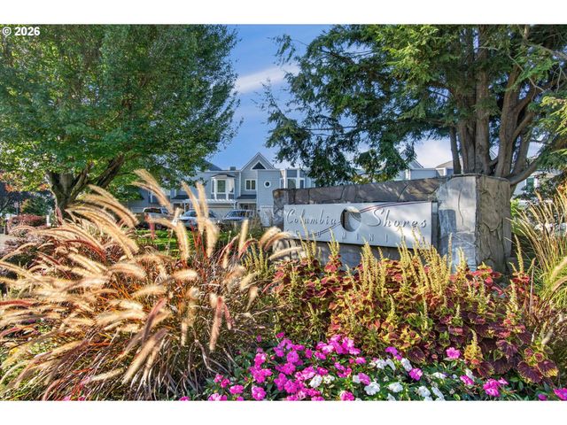 520 Se COLUMBIA RIVER Dr 216, Vancouver, WA 98661