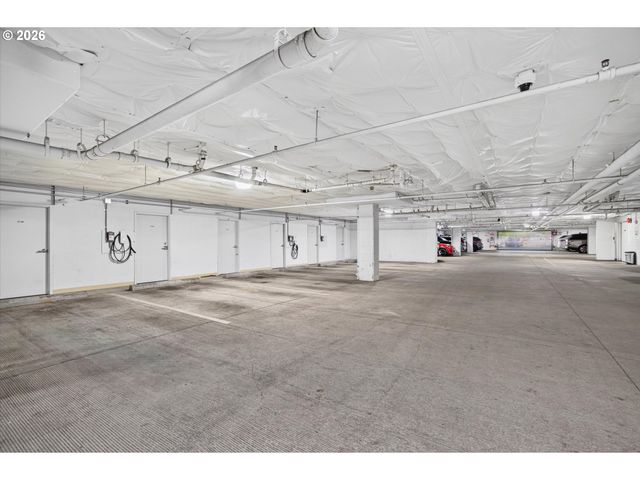 520 Se COLUMBIA RIVER Dr 216, Vancouver, WA 98661