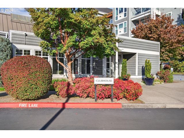 520 Se COLUMBIA RIVER Dr 216, Vancouver, WA 98661