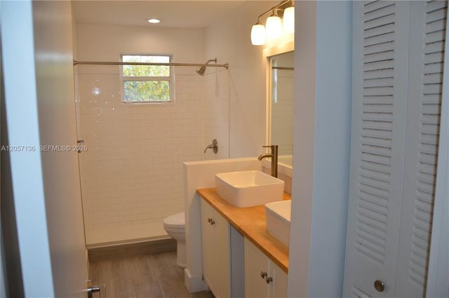 351 SW 121st Ave, Pembroke Pines, FL 33025