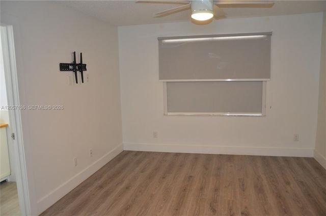 351 SW 121st Ave, Pembroke Pines, FL 33025