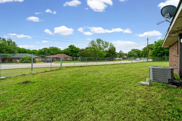 4022 William Street, Sachse, TX 75048