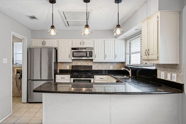 4022 William Street, Sachse, TX 75048