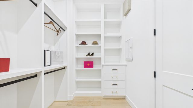 5414 Nolda Street, Houston, TX 77007